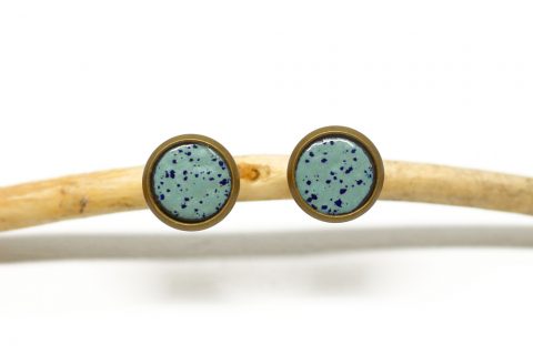emaille_ohrstecker_taubenblau_blau
