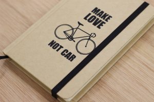 notzibuch-make-love-not-car