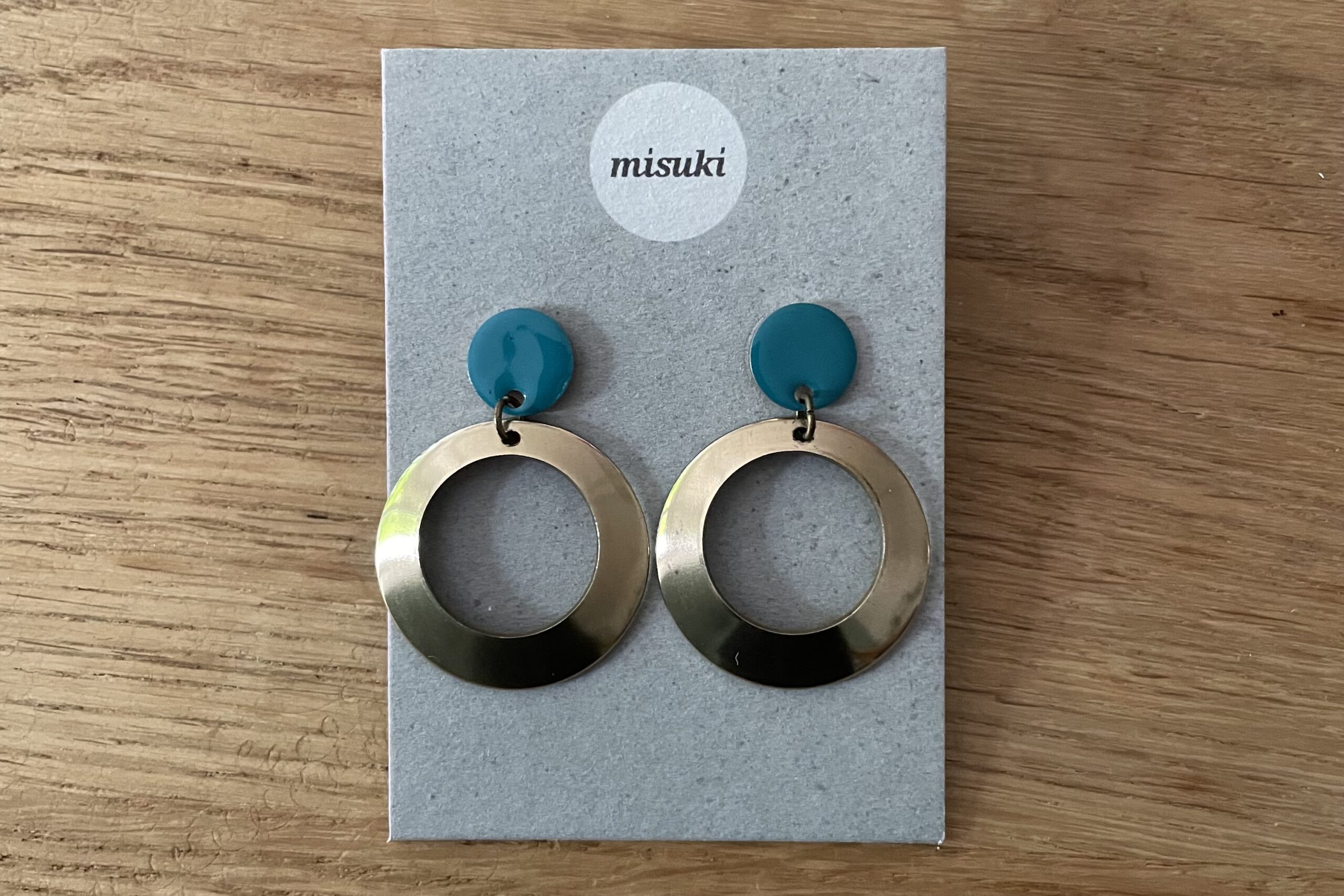 misuki Messing-Emaille-Ohrstecker Donut & Drops | türkis