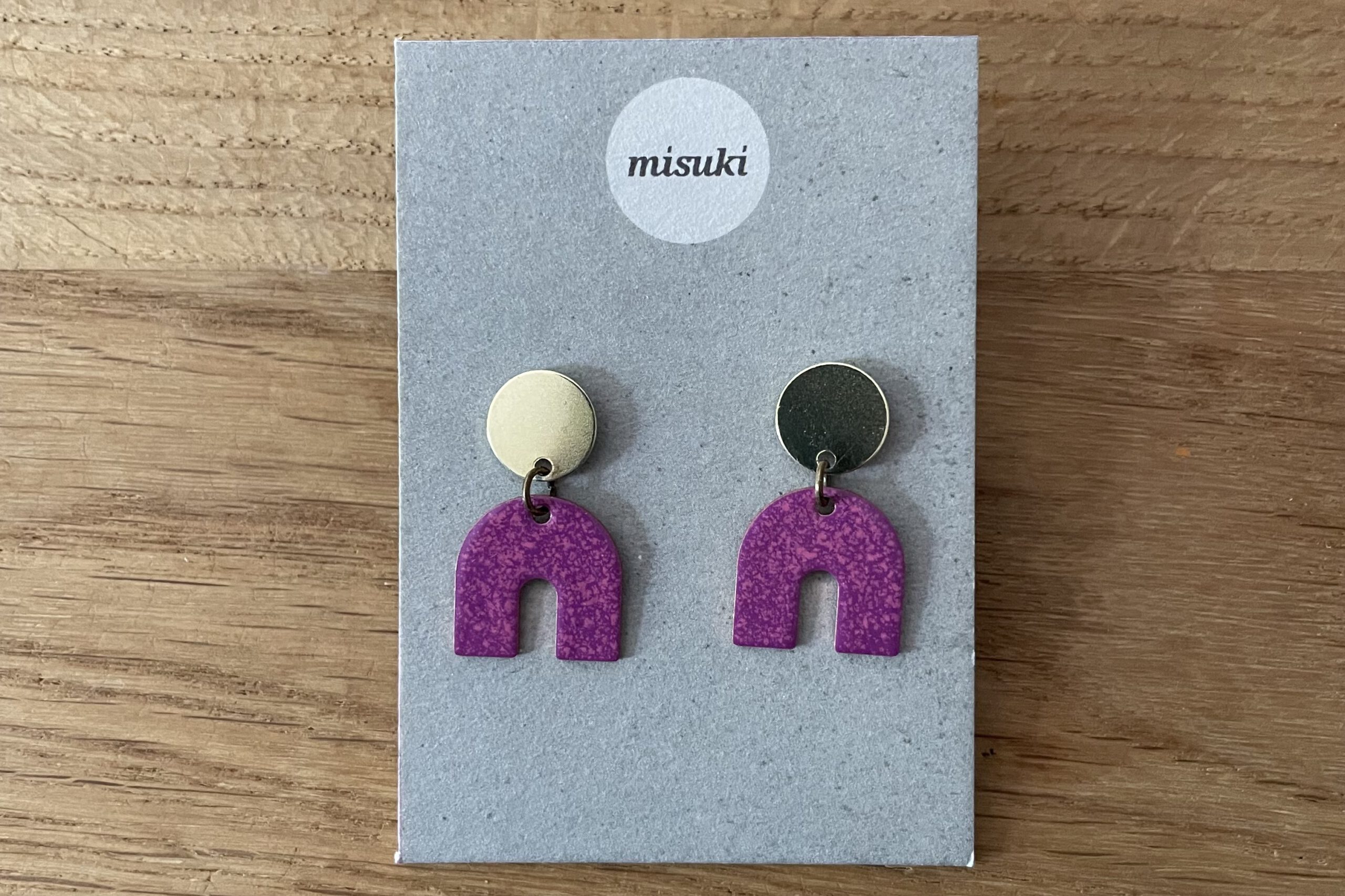 misuki Messing-Emaille-Ohrstecker U-turn | pink-malve