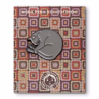 Emaillepin | sleeping cat