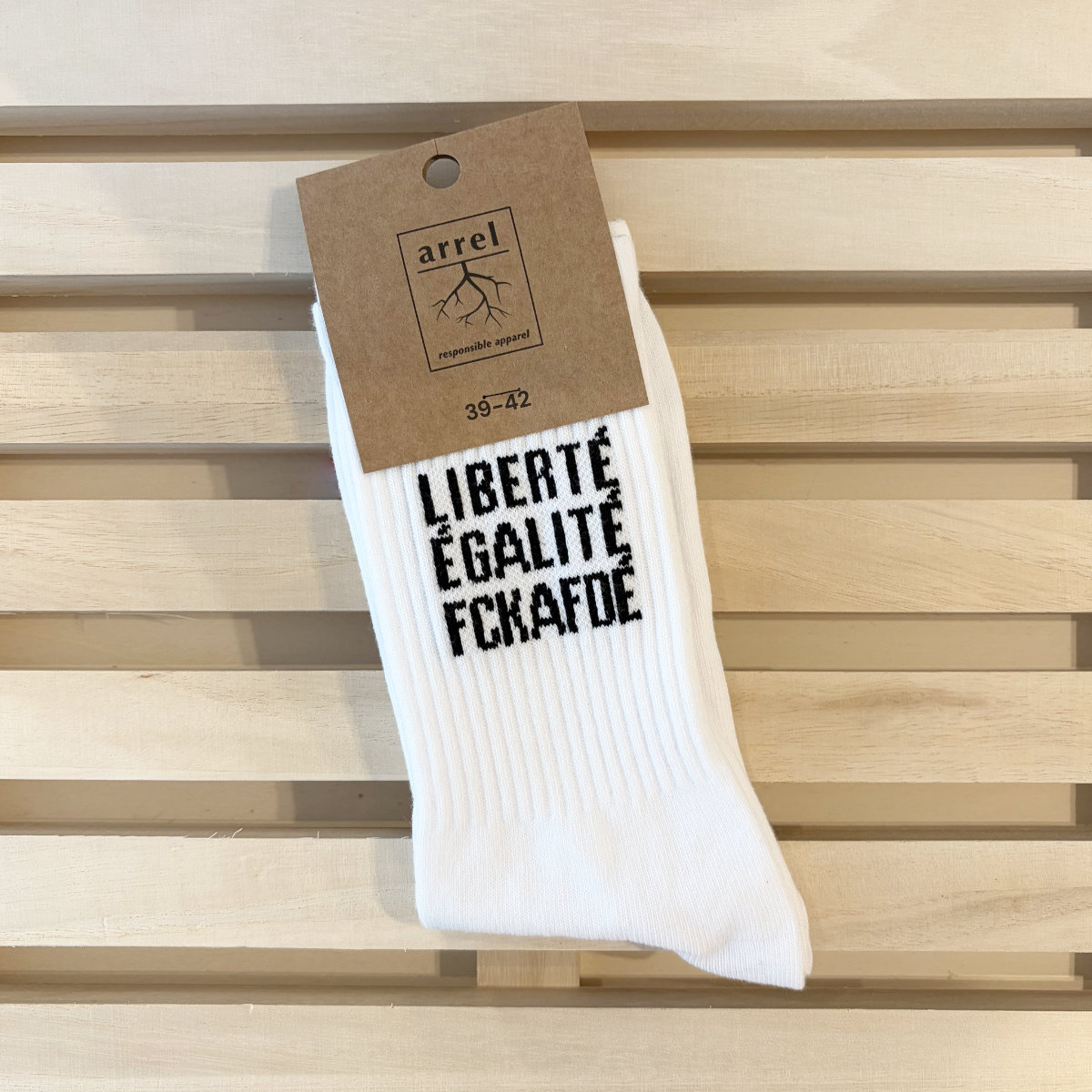 Arrel Socken »liberté, égalité, fckafdé« | weiß/schwarz Größe 39-42